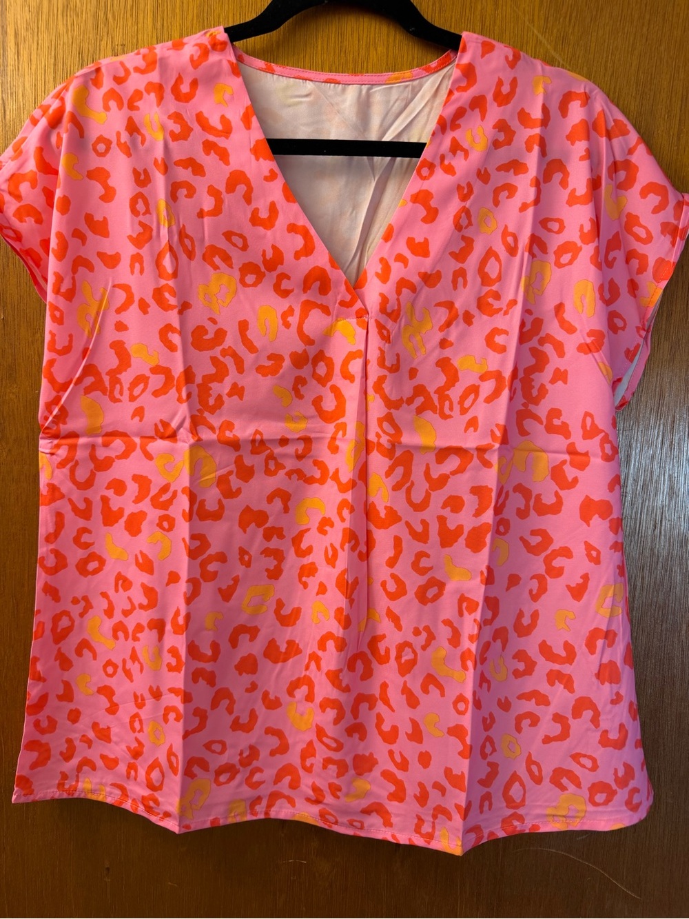 Women's Pink Leopard Print V-Neck Top